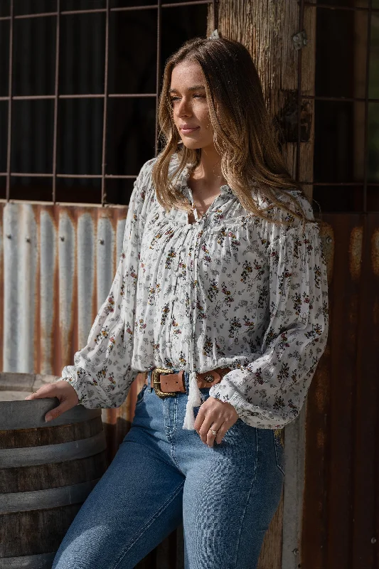 Pure Western Ladies Selina Blouse - Ivory/Multi - P4W2541910 Feminine Pastel Blouse