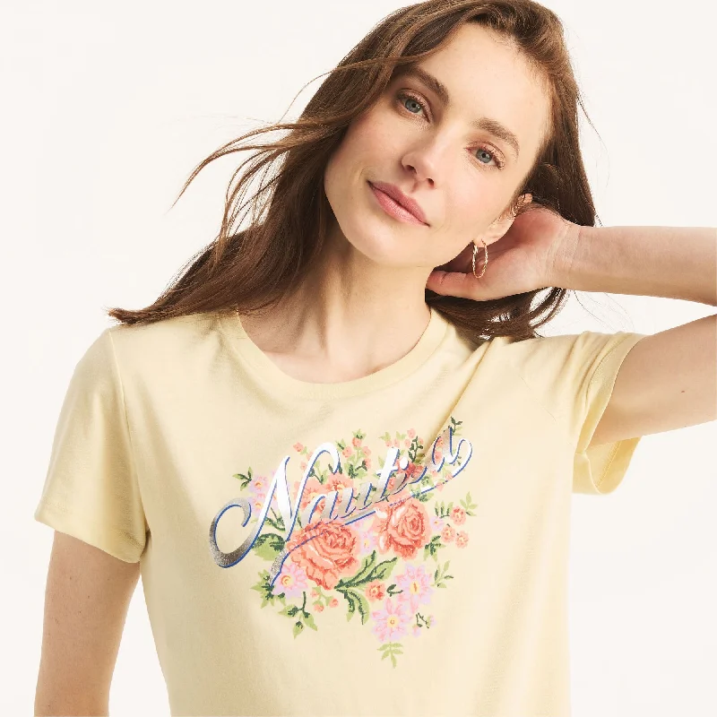 Nautica Womens Sustainably Crafted Floral Foil Logo Graphic T-Shirt Fitted T-Shirt Seamless Stretchy Nautica Womens Sustainably Crafted Floral Foil Logo Graphic T-Shirt Fitted T-Shirt Seamless Stretchy