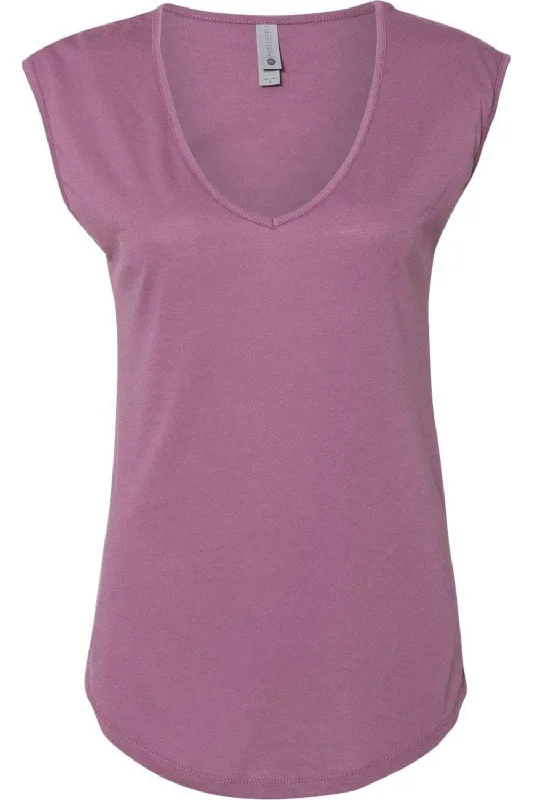 Next Level Women´s Festival Sleeveless Deep V-Neck T-Shirt Chenille Blend Fleece Blend Nylon Blend Next Level Women´s Festival Sleeveless Deep V-Neck T-Shirt Chenille Blend Fleece Blend Nylon Blend