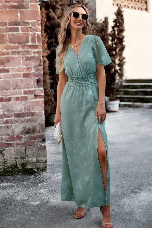 Floral Print V-Neck Smocked Waist High Slit Maxi Dress Comfortable Cotton Maxi Dress Floral Print V-Neck Smocked Waist High Slit Maxi Dress Comfortable Cotton Maxi Dress