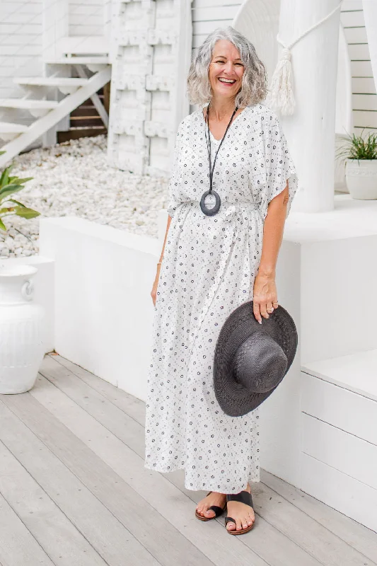 Petite Geo Print Maxi Dress - White Stylish Pleated A-Line Maxi Dress