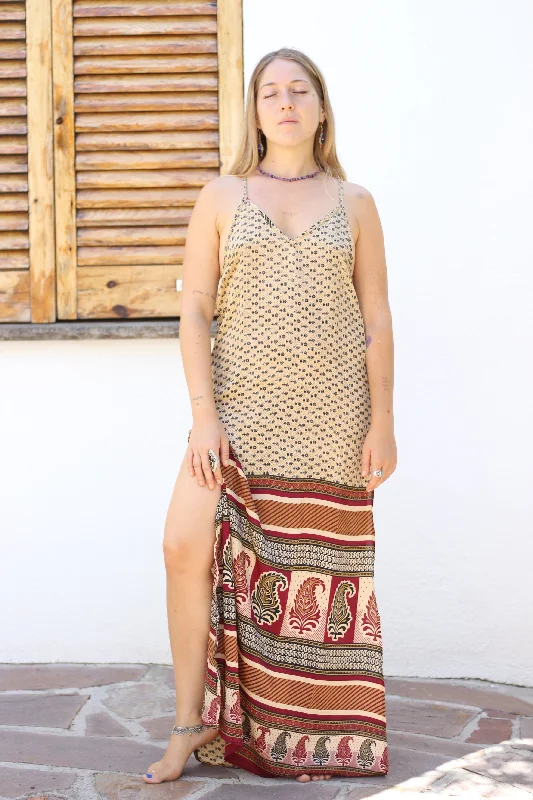 PUNAR Maxi Dress (S/M) Trendy Maxi Dress with Lace