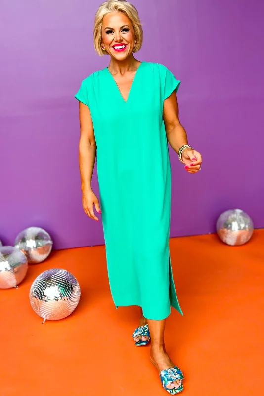 SSYS The Iris Maxi Dress In Emerald Cozy Cold-Shoulder Maxi Dress