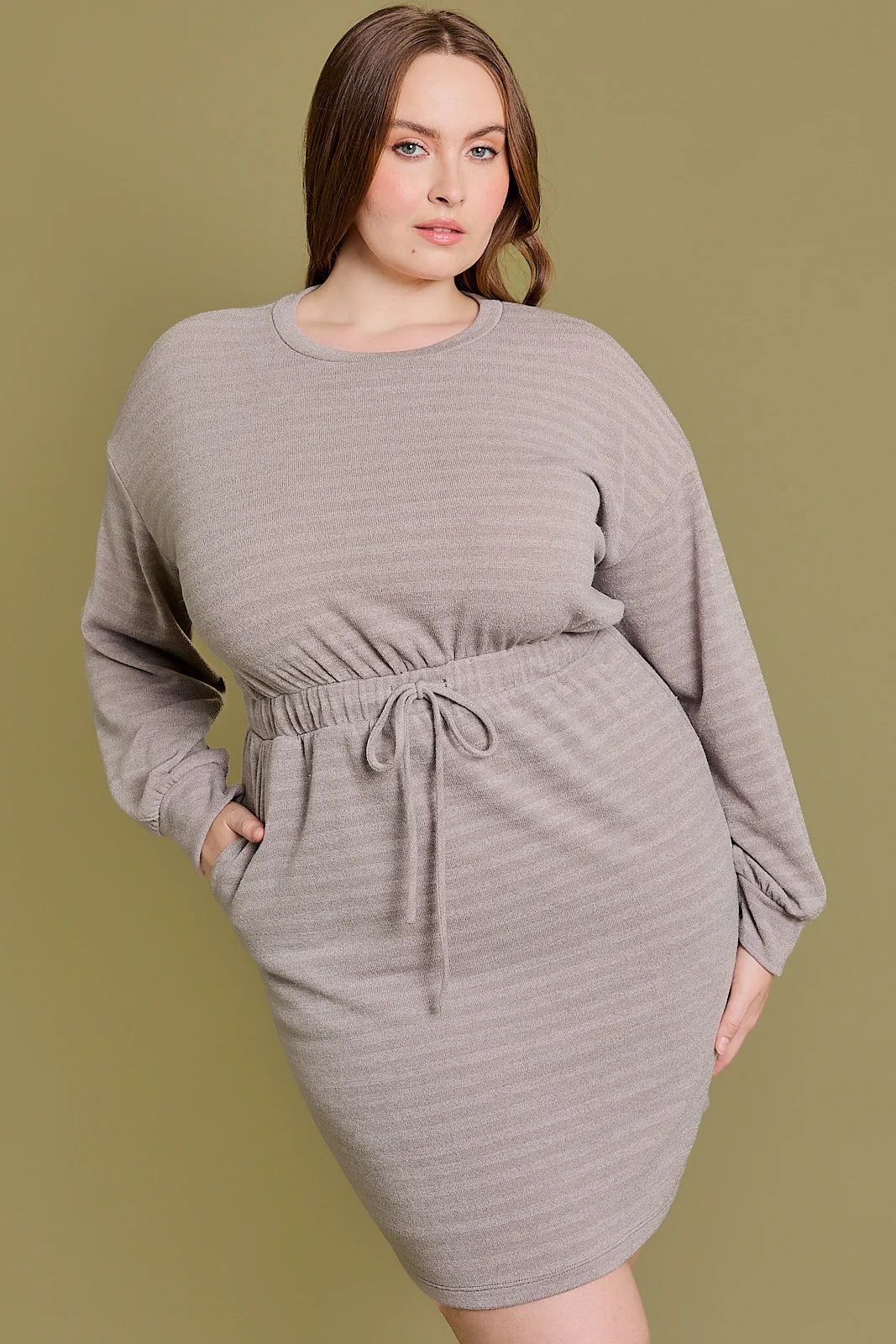 Plus Size Basic Drawstring Waist Mini Dress Fashionable Lace-Trim Mini Dress