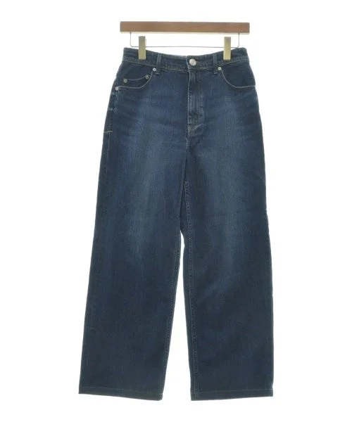 YANUK Jeans Comfortable Straight-Legged Denim