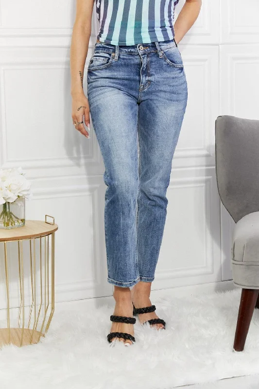 Kancan Full Size Amara High Rise Slim Straight Jeans Comfortable Dark Wash Jeans
