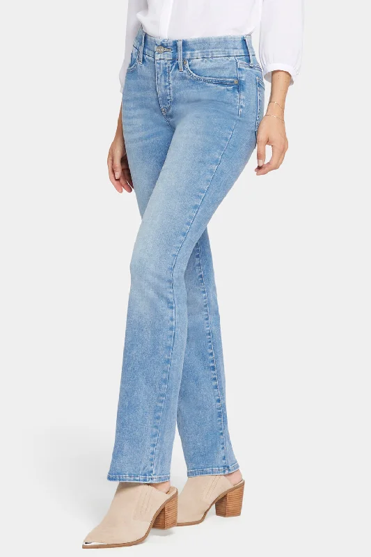 Waist-Match™ Marilyn Straight Jeans - Quinta Elegant High-Waisted Flared Jeans