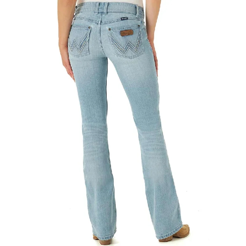 Wrangler Women's Retro Mae Bootcut Jeans Fashionable Relaxed Fit Denim