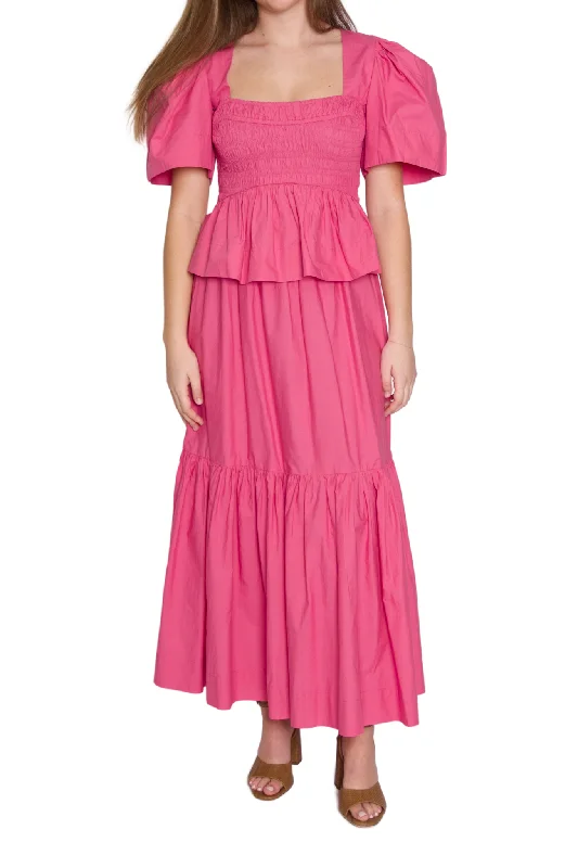 Poplin Flounce Skirt in Pink leather skirt sleek